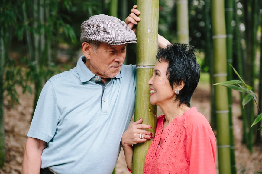 Should Elderly Men & Women Use Psilocybin Mushrooms? - Secret Nature